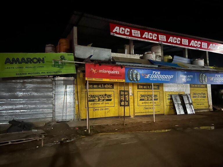 तहसीलदार के आदेश का किया उल्लघंन।  एसडीएम ने की कठोर कार्यवाही, दो लोगों को भेजा जेल।