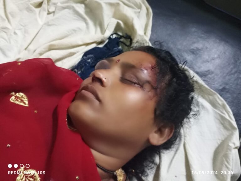 आदिवासी  महिला को बाइक सवार लडको ने मारी ठोकर. महिला को किया गया बिलासपुर रेफर 
