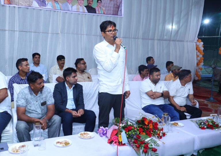 Raigarh News:बॉक्स क्रिकेट-बैडमिंटन कोर्ट से निखरेगी खिलाडिय़ों की प्रतिभा-वित्त मंत्री ओ.पी.चौधरी