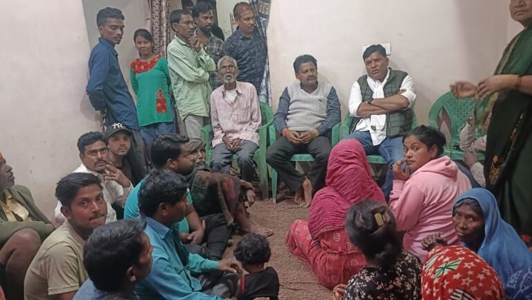 पालिका अध्यक्ष पेंड्रा प्रत्याशी पंकज तिवारी का धुआंधार जनसंपर्क जनता का मिल रहा भरपूर प्रेम और आशीर्वाद