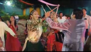 डांडिया रास का जबरदस्त आयोजन अखिलेश पांडे ने की शिरकत 4 IMG 20251001 081722