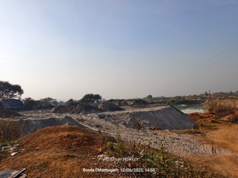मुड़ा जलाशय बना पहले अवैध खदान, अब उसी गड्ढे में फ्लाई ऐश बोंदामुड़ा में अवैध को वैध बनाने का खेल उजागर