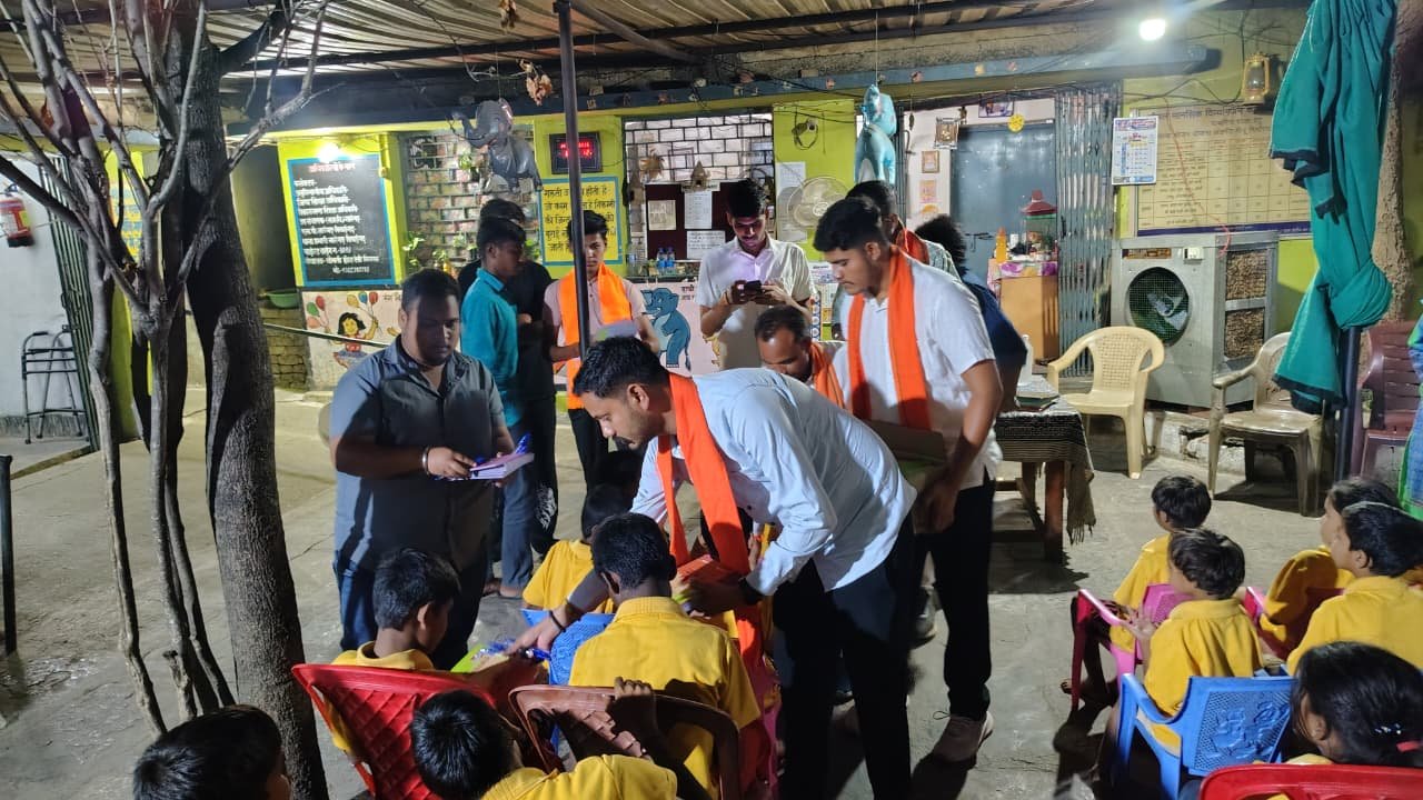 ओपी चौधरी के नाम रहा सेवा का दिन !सारंगढ़ बिलाईगढ़ जिले के भाजयुमो ने ऐसे मनाया ओपी चौधरी का जन्मदिन 2 IMG 20260414 WA0004