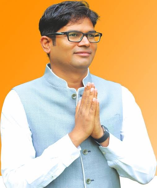 ओपी चौधरी के नाम रहा सेवा का दिन !सारंगढ़ बिलाईगढ़ जिले के भाजयुमो ने ऐसे मनाया ओपी चौधरी का जन्मदिन 1 images 35