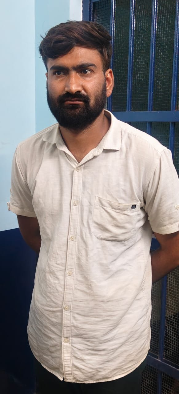 मीना बाजार पर मेहरबान प्रशासन! रात के अंधेरे में नियमों की रोशनी क्यों बुझ गई? 2 IMG 20260918 WA0007